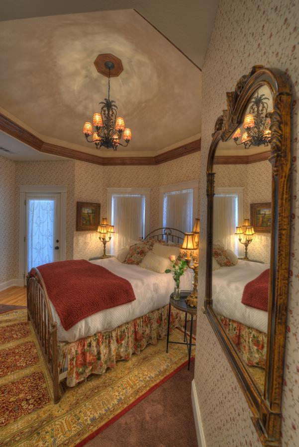 The Victoria Bed & Breakfast Bentonville Eksteriør bilde